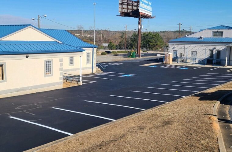 photo of newly sealcoated business parking lot